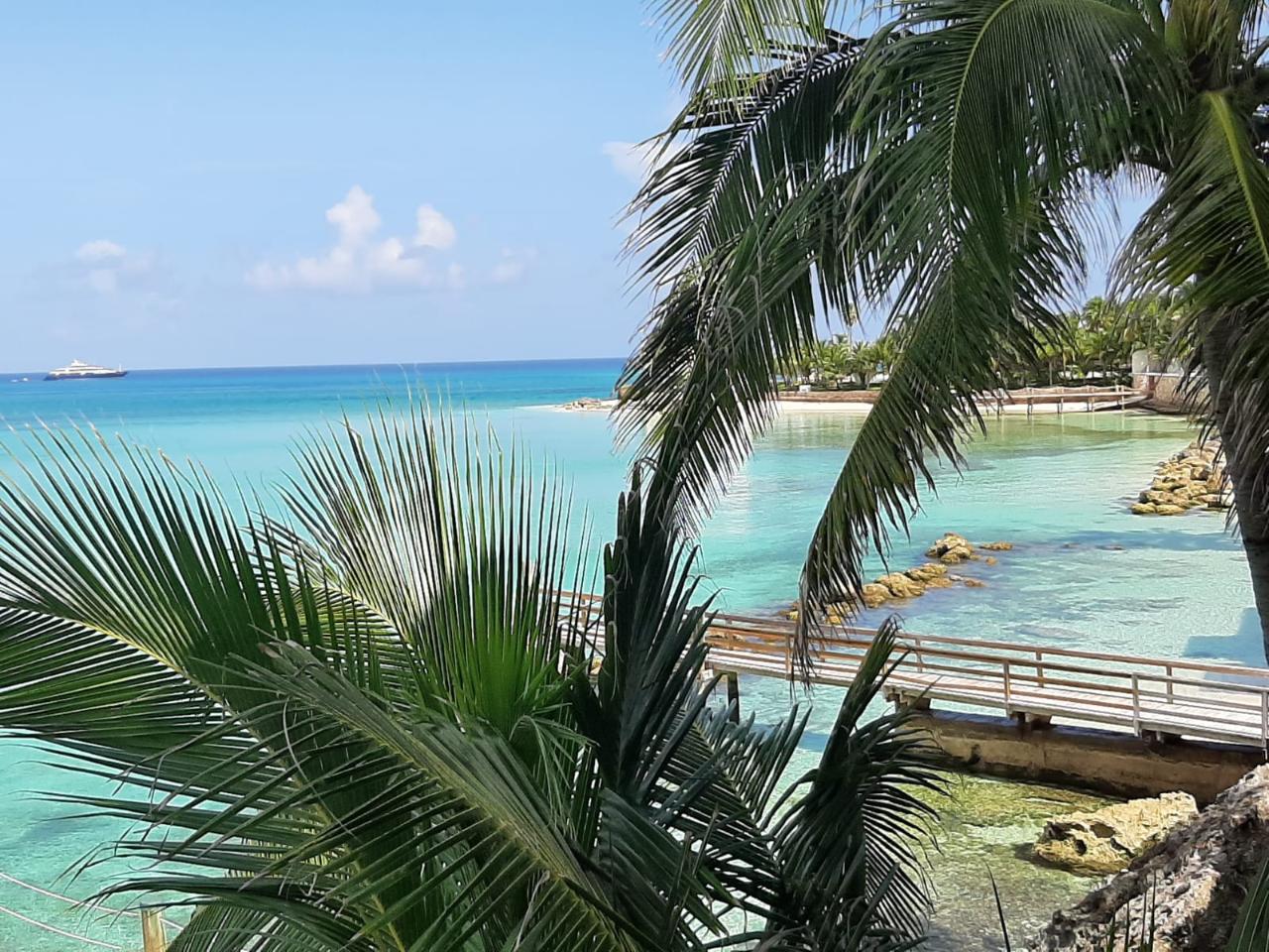 /listing-single-family-home-in-old-fort-bay-45684.html from Coldwell Banker Bahamas Real Estate