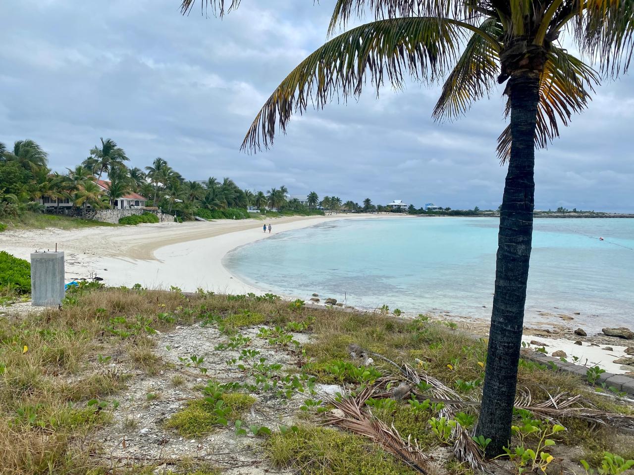 /listing-lots-acreage-in-chub-cay-40377.html from Coldwell Banker Bahamas Real Estate