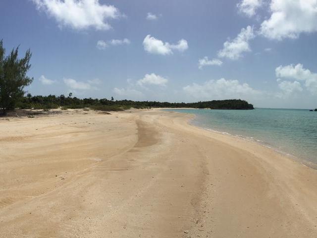 /listing-lots-acreage-in-indian-hole-point-42277.html from Coldwell Banker Bahamas Real Estate