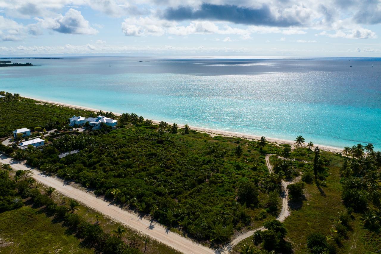 /listing-lots-acreage-in-chub-cay-40829.html from Coldwell Banker Bahamas Real Estate