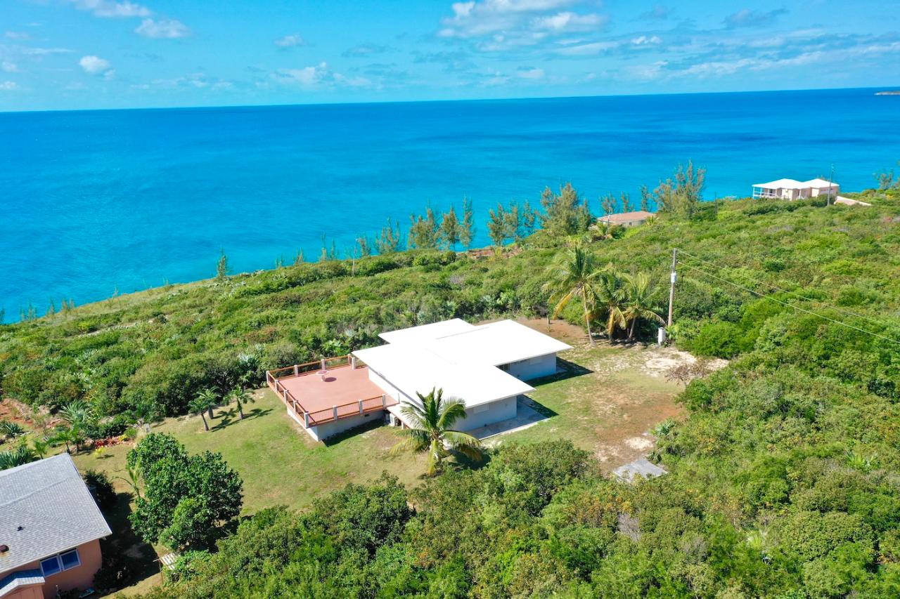 /listing-single-family-home-in-rainbow-bay-41056.html from Coldwell Banker Bahamas Real Estate
