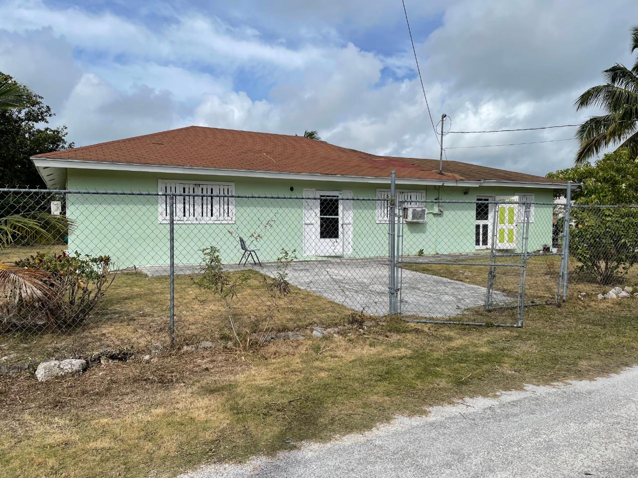 /listing-single-family-home-in-fresh-creek-41712.html from Coldwell Banker Bahamas Real Estate