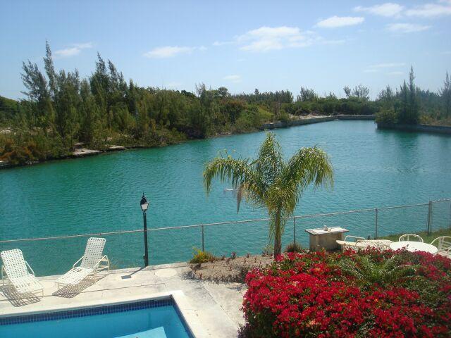 /listing-condo-in-bahama-terrace-41879.html from Coldwell Banker Bahamas Real Estate