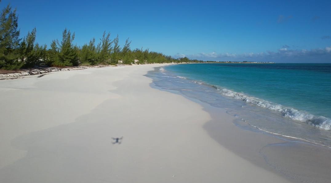 /listing-lots-acreage-in-rum-cay-42774.html from Coldwell Banker Bahamas Real Estate