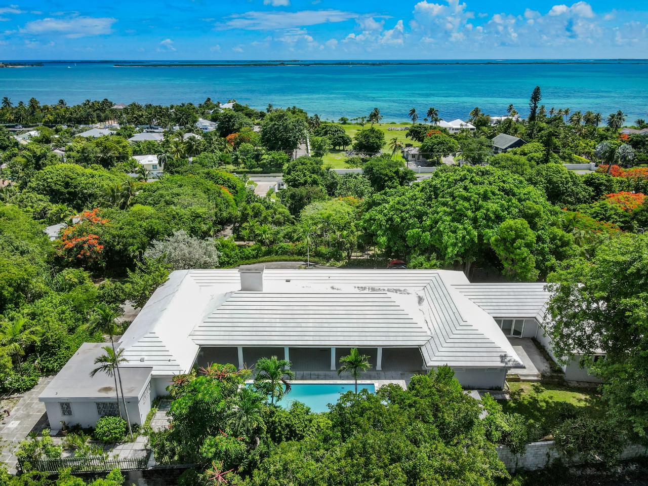 /listing-single-family-home-in-eastern-road-42899.html from Coldwell Banker Bahamas Real Estate