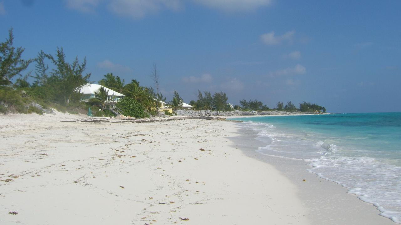 /listing-lots-acreage-in-tar-bay-45874.html from Coldwell Banker Bahamas Real Estate