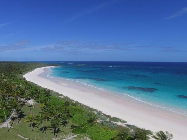 /listing-lots-acreage-in-governors-harbour-43944.html from Coldwell Banker Bahamas Real Estate