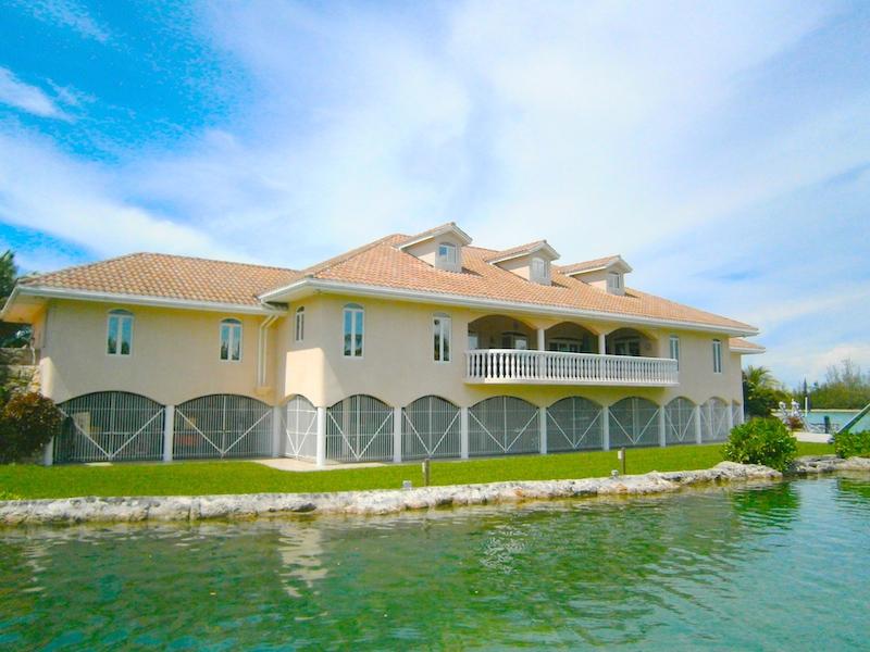/listing-single-family-home-in-freeport-74537.html from Coldwell Banker Bahamas Real Estate