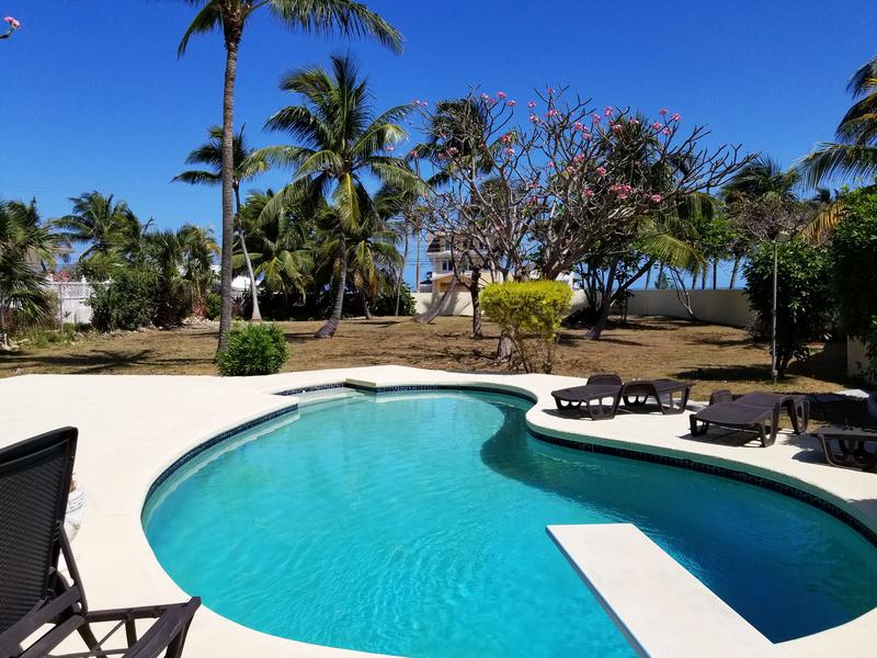 /listing-single-family-home-in-eastern-road-44130.html from Coldwell Banker Bahamas Real Estate