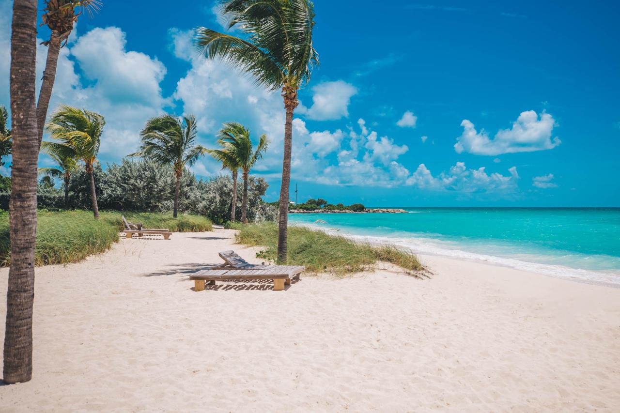 /listing-condo-in-yamacraw-46346.html from Coldwell Banker Bahamas Real Estate