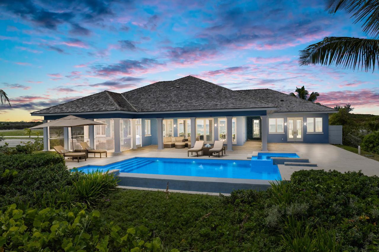/listing-single-family-home-in-emerald-bay-44290.html from Coldwell Banker Bahamas Real Estate