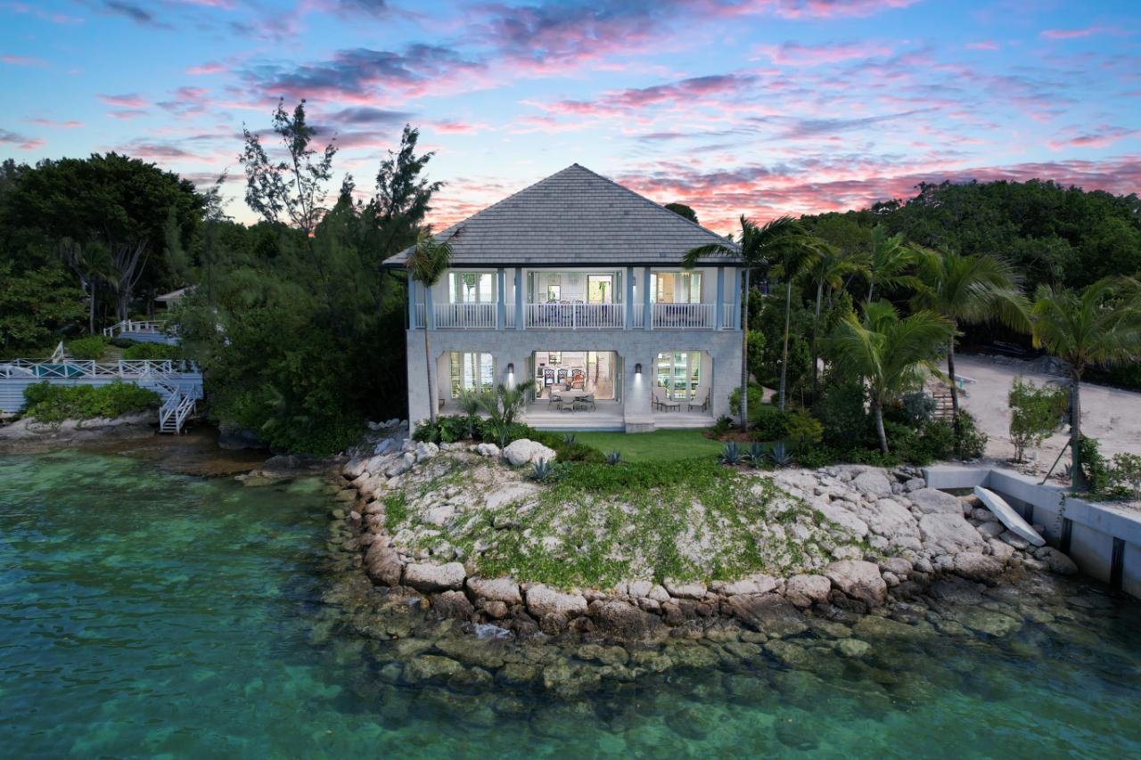 /listing-condo-in-harbour-island-45041.html from Coldwell Banker Bahamas Real Estate
