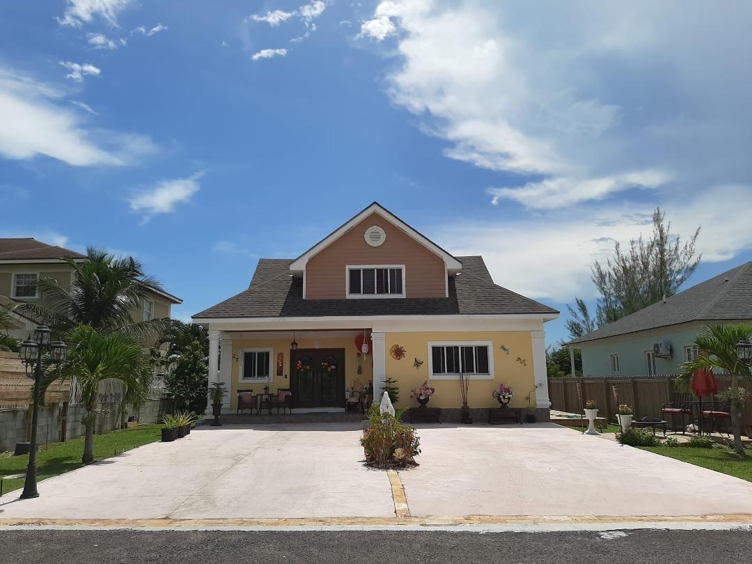 /listing-single-family-home-in-west-bay-street-44467.html from Coldwell Banker Bahamas Real Estate