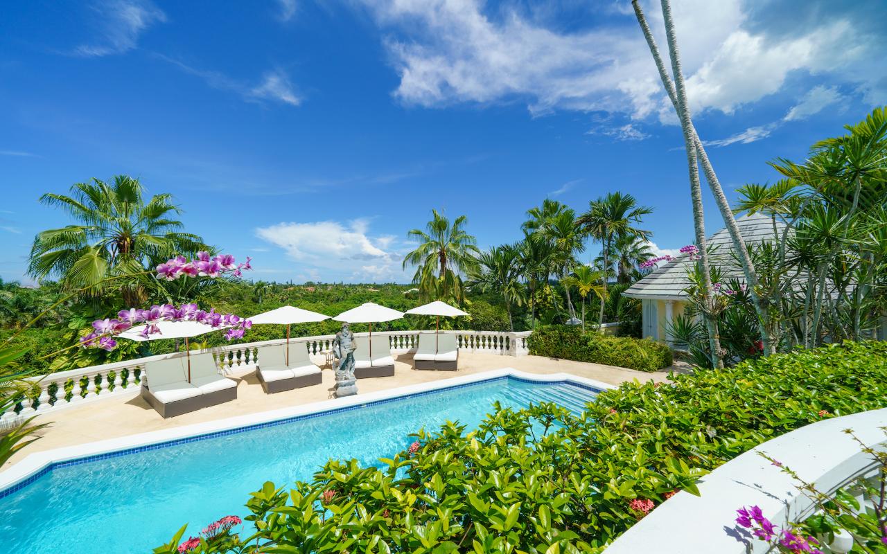 /listing-single-family-home-in-lyford-cay-44486.html from Coldwell Banker Bahamas Real Estate