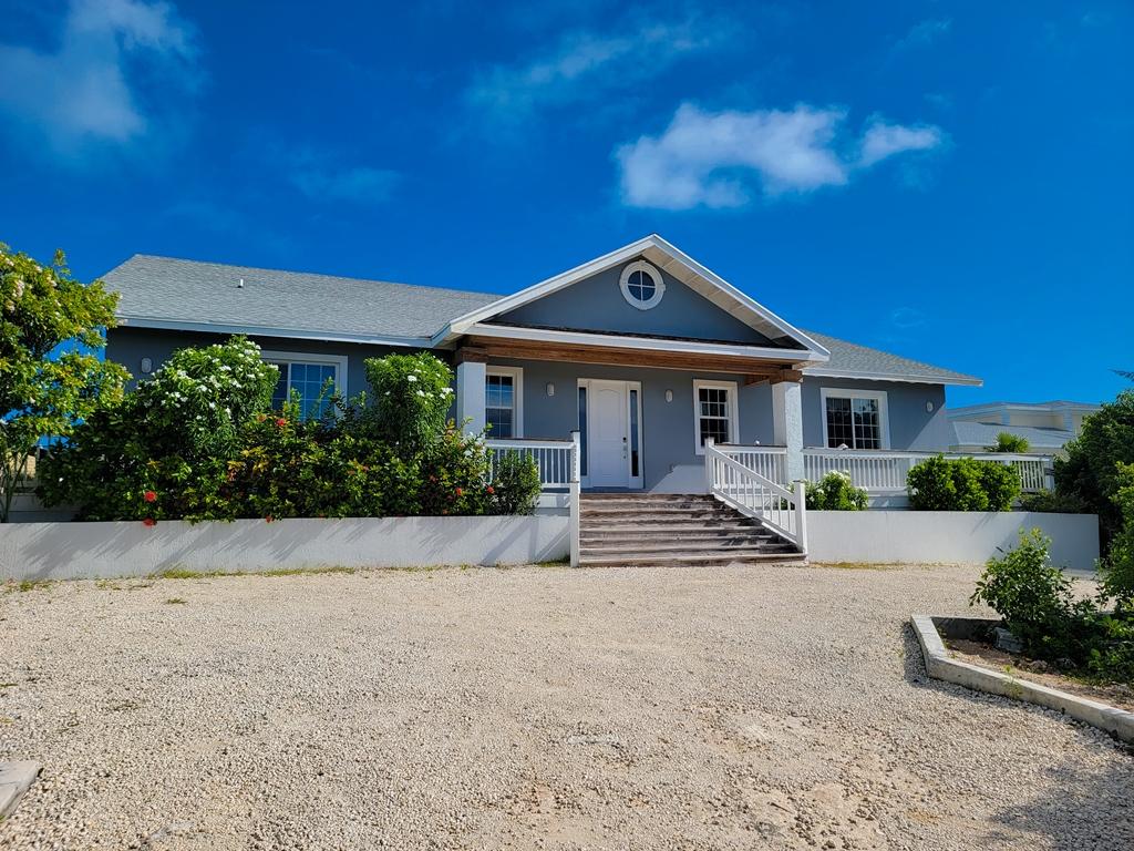 /listing-single-family-home-in-forbes-hill-45152.html from Coldwell Banker Bahamas Real Estate