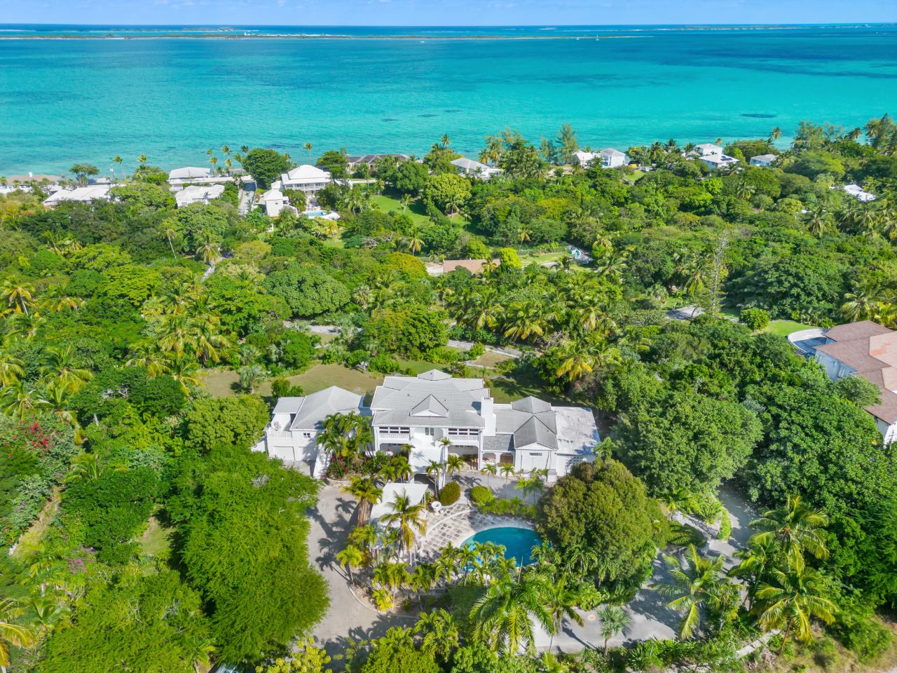 /listing-single-family-home-in-eastern-road-44938.html from Coldwell Banker Bahamas Real Estate