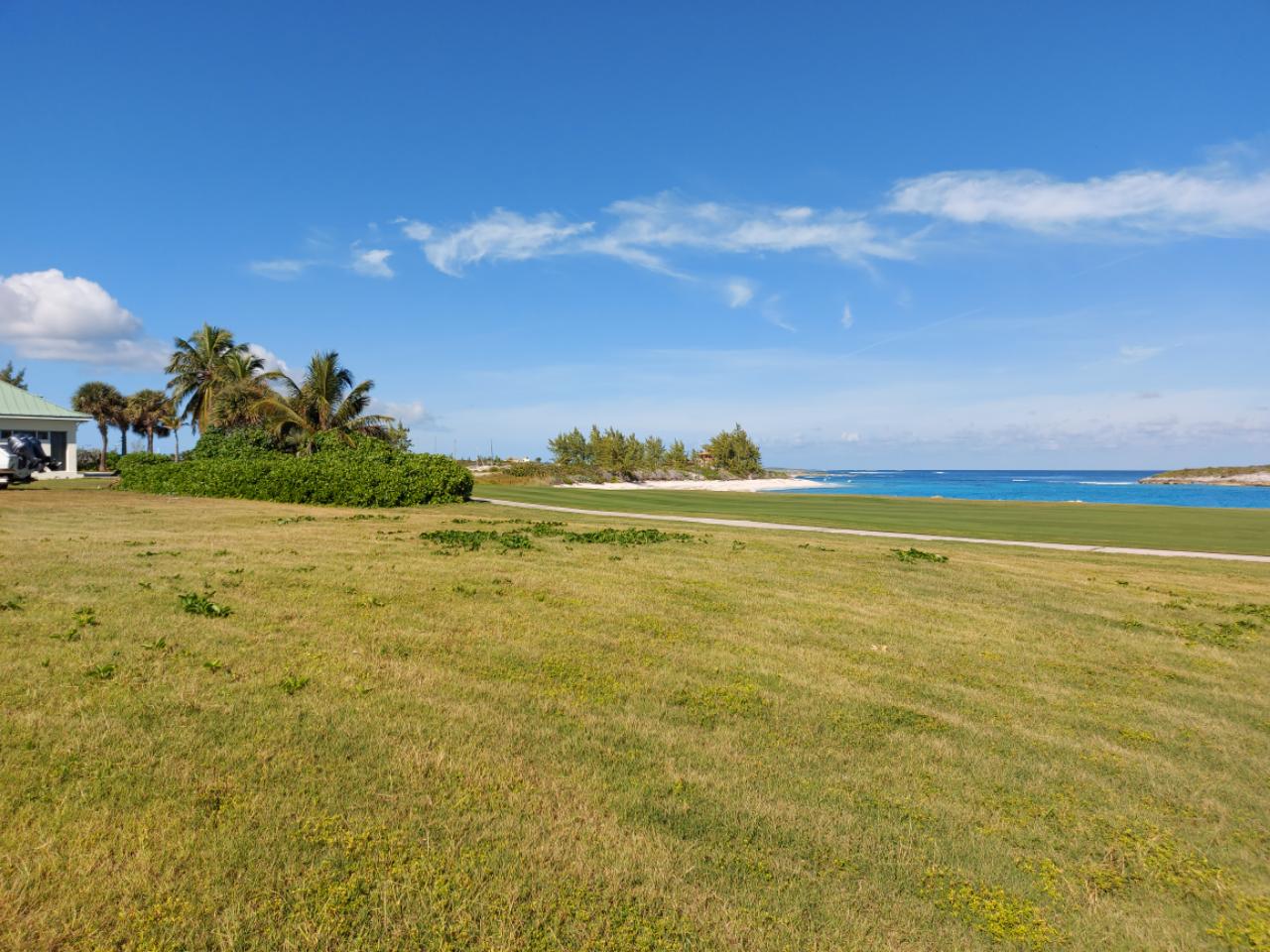 /listing-lots-acreage-in-emerald-bay-44998.html from Coldwell Banker Bahamas Real Estate