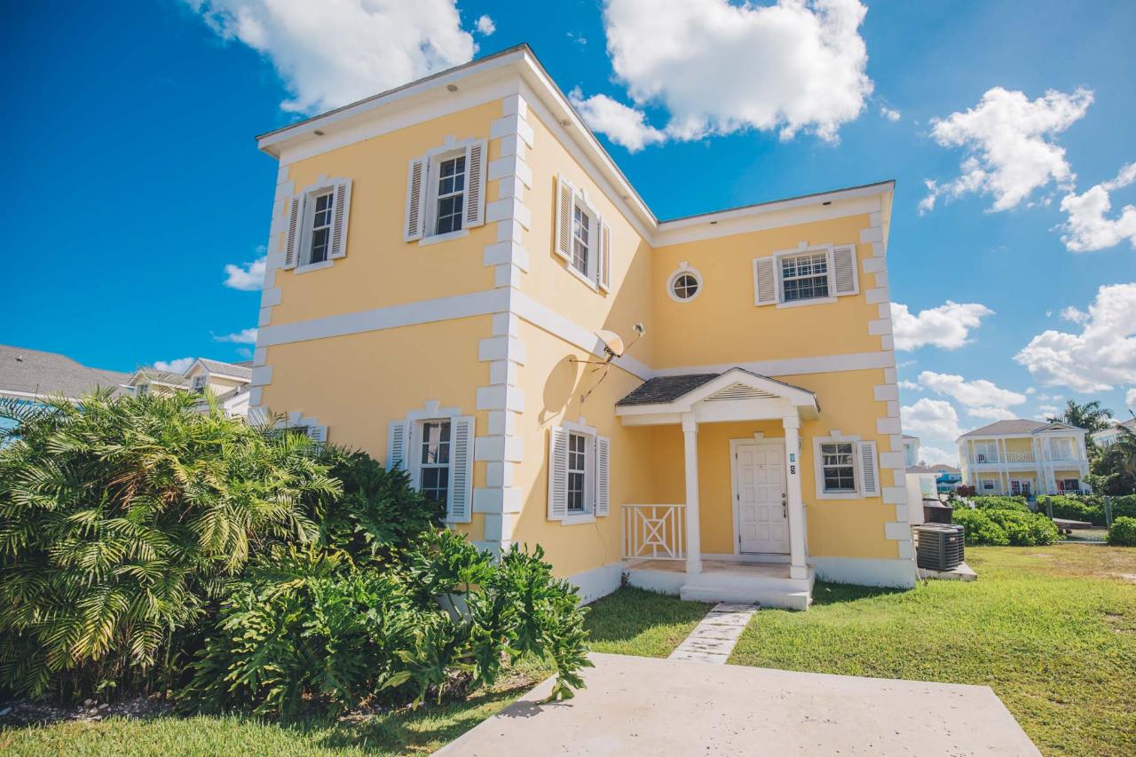 /listing-single-family-home-in-cable-beach-45071.html from Coldwell Banker Bahamas Real Estate