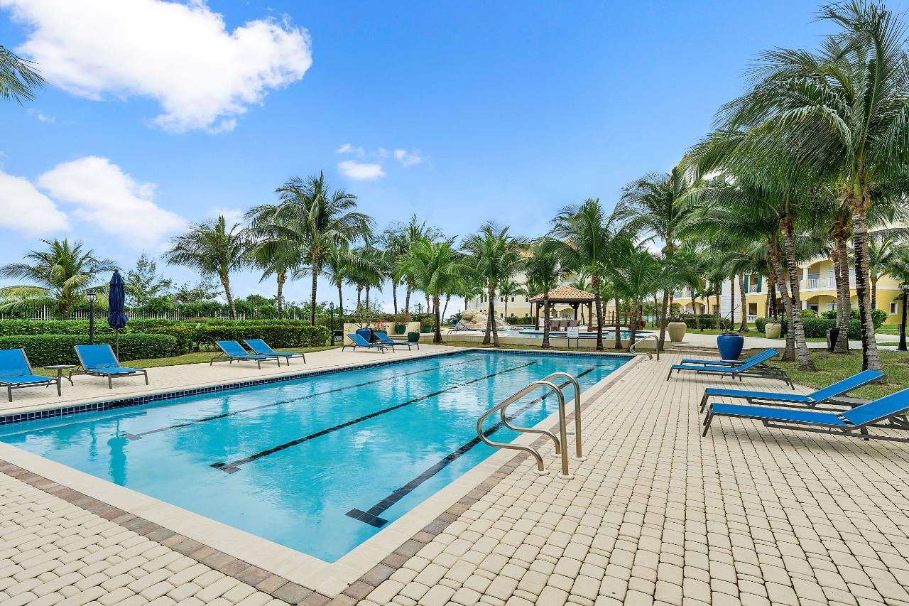 /listing-condo-in-west-bay-street-45573.html from Coldwell Banker Bahamas Real Estate