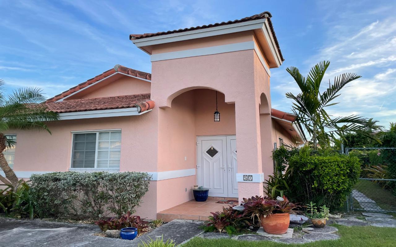 /listing-single-family-home-in-yamacraw-45638.html from Coldwell Banker Bahamas Real Estate