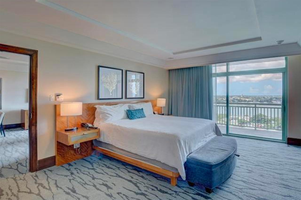 /listing-condo-in-paradise-island-45686.html from Coldwell Banker Bahamas Real Estate
