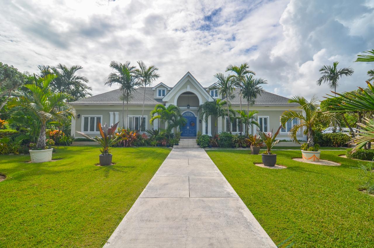 /listing-single-family-home-in-winton-50996.html from Coldwell Banker Bahamas Real Estate
