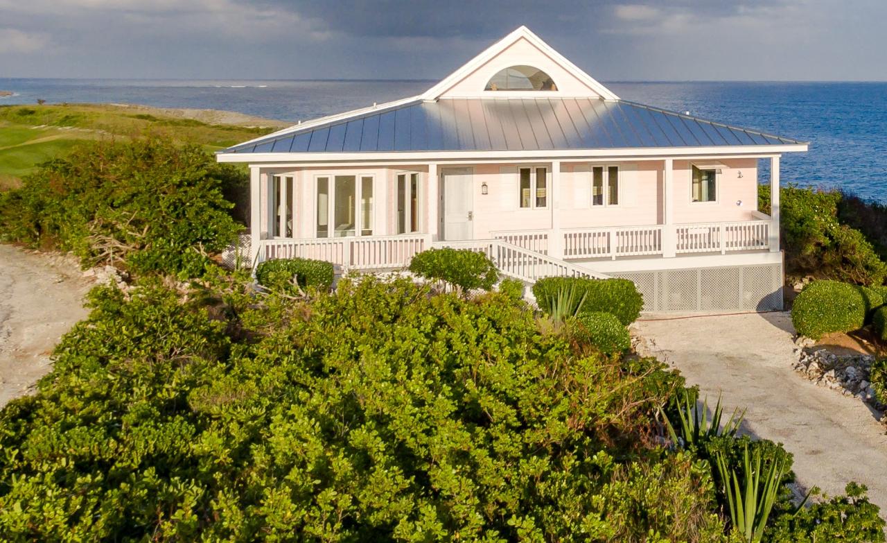 /listing-single-family-home-in-winding-bay-45966.html from Coldwell Banker Bahamas Real Estate