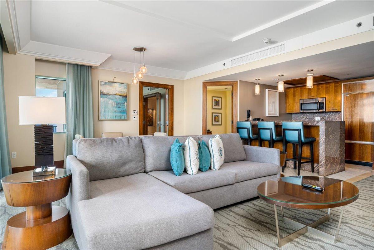 /listing-condo-in-paradise-island-46464.html from Coldwell Banker Bahamas Real Estate