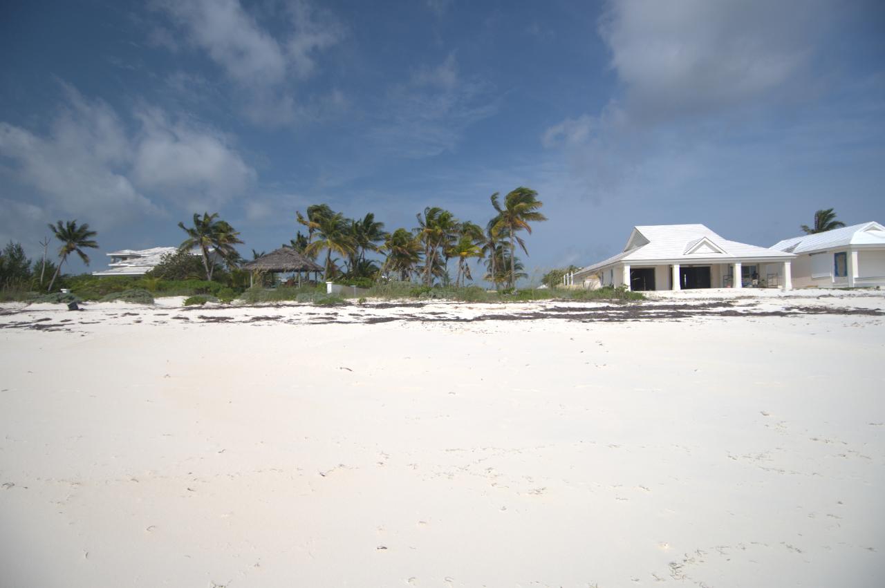 /listing-lots-acreage-in-treasure-cay-67607.html from Coldwell Banker Bahamas Real Estate
