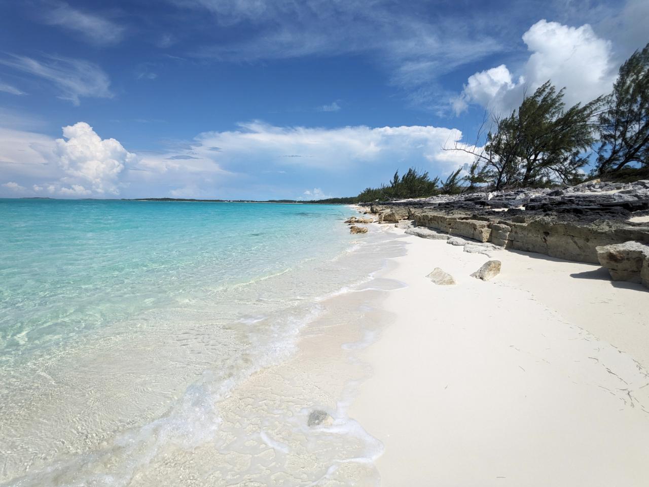 /listing-lots-acreage-in-moss-town-72549.html from Coldwell Banker Bahamas Real Estate