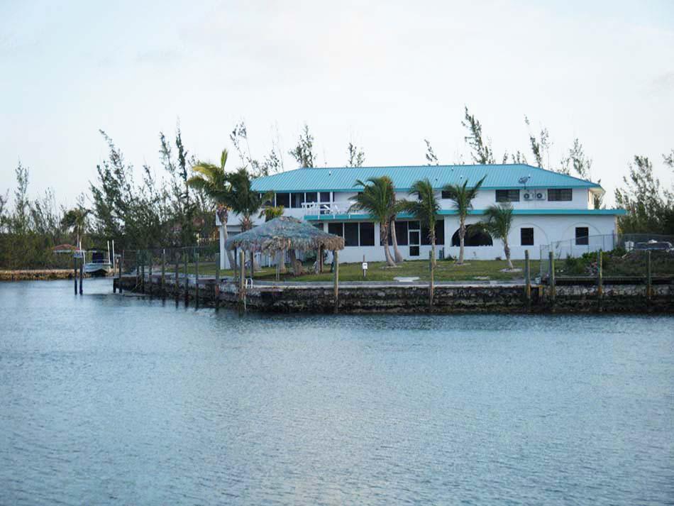 /listing-single-family-home-in-bell-channel-67992.html from Coldwell Banker Bahamas Real Estate