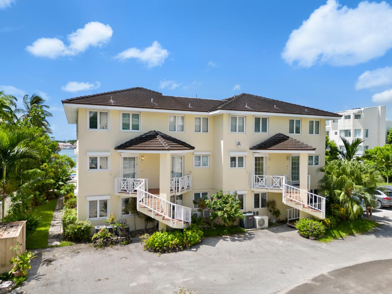 /listing-condo-in-paradise-island-55093.html from Coldwell Banker Bahamas Real Estate