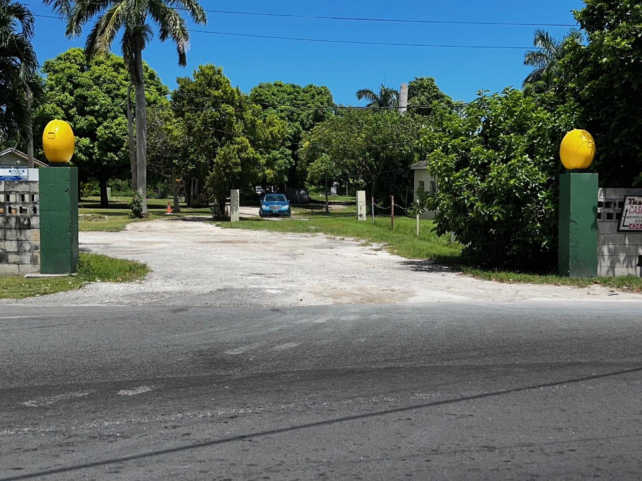 /listing-lots-acreage-in-oakes-field-50339.html from Coldwell Banker Bahamas Real Estate