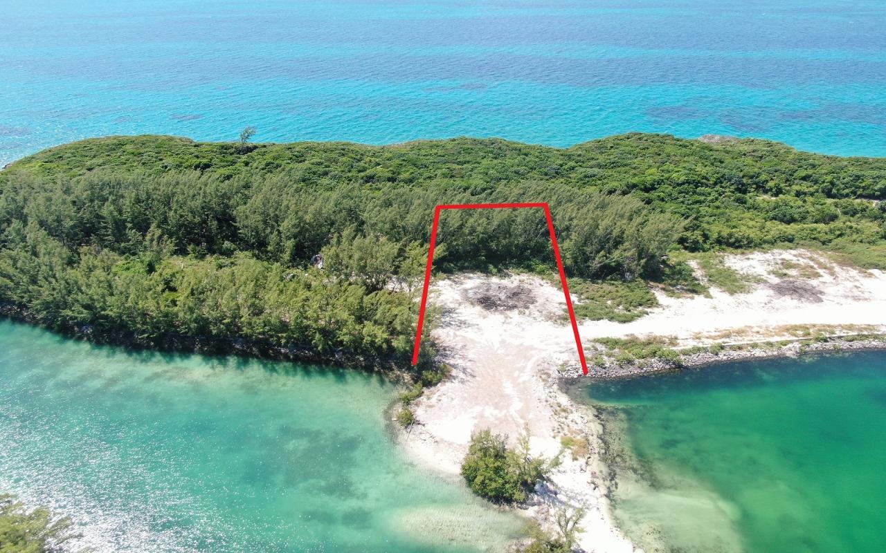 /listing-lots-acreage-in-rose-island-67781.html from Coldwell Banker Bahamas Real Estate