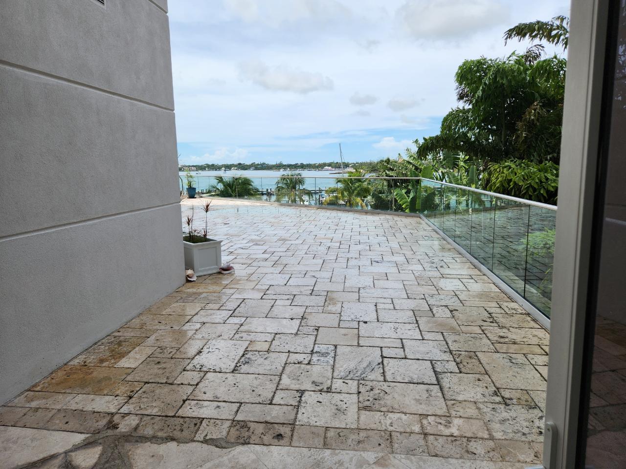 /listing-condo-in-paradise-island-55167.html from Coldwell Banker Bahamas Real Estate