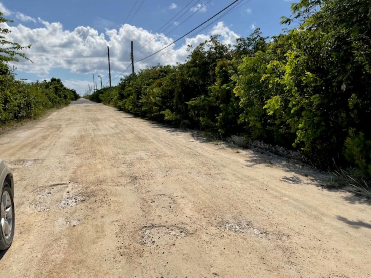/listing-lots-acreage-in-hamiltons-67590.html from Coldwell Banker Bahamas Real Estate