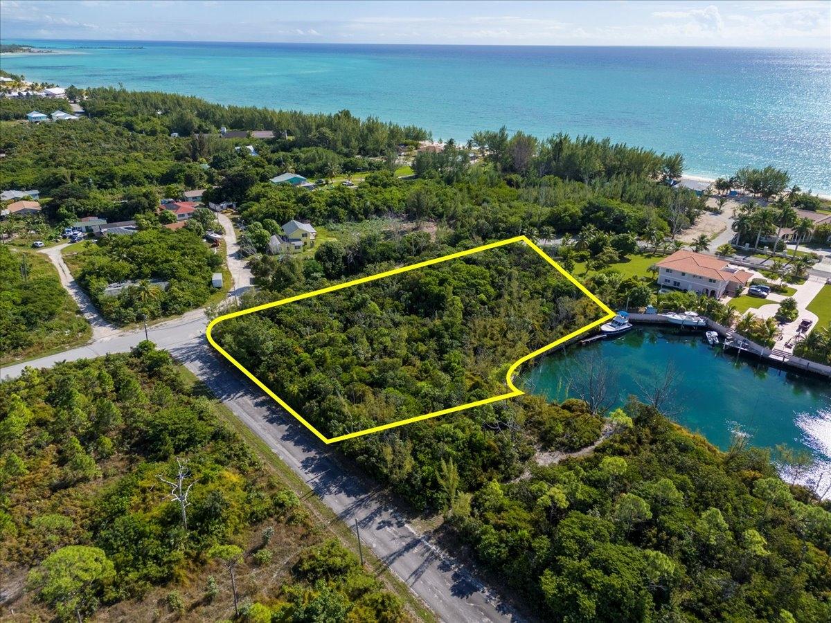 /listing-lots-acreage-in-fortune-bay-54394.html from Coldwell Banker Bahamas Real Estate