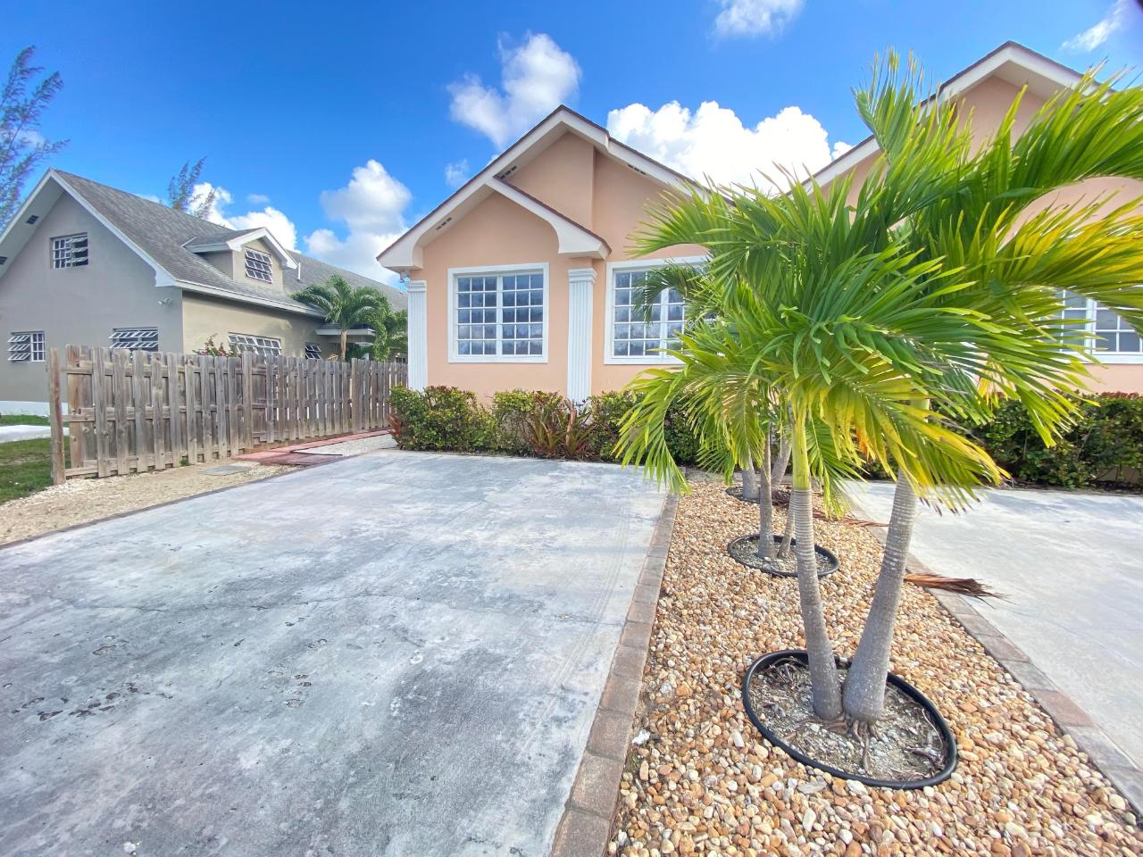 /listing-half-duplex-in-west-bay-street-59272.html from Coldwell Banker Bahamas Real Estate