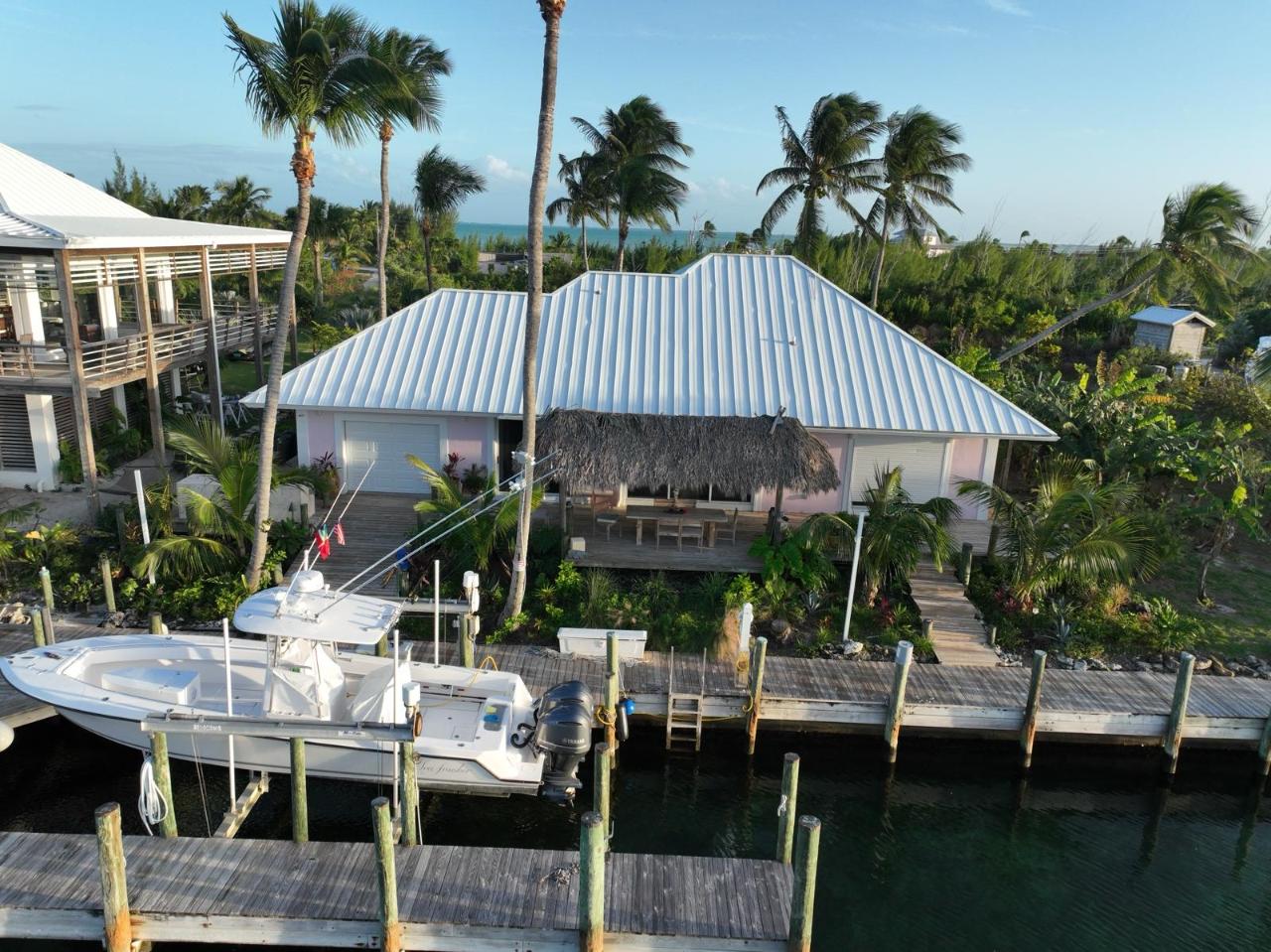 /listing-single-family-home-in-treasure-cay-57079.html from Coldwell Banker Bahamas Real Estate