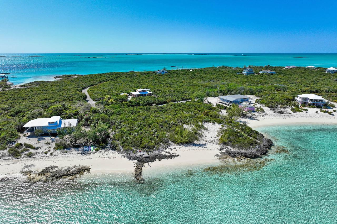 /listing-lots-acreage-in-exuma-cays-64603.html from Coldwell Banker Bahamas Real Estate