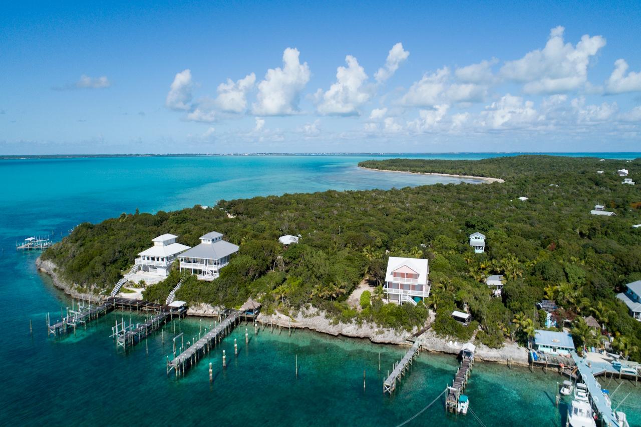 /listing-lots-acreage-in-lubbers-quarters-75108.html from Coldwell Banker Bahamas Real Estate