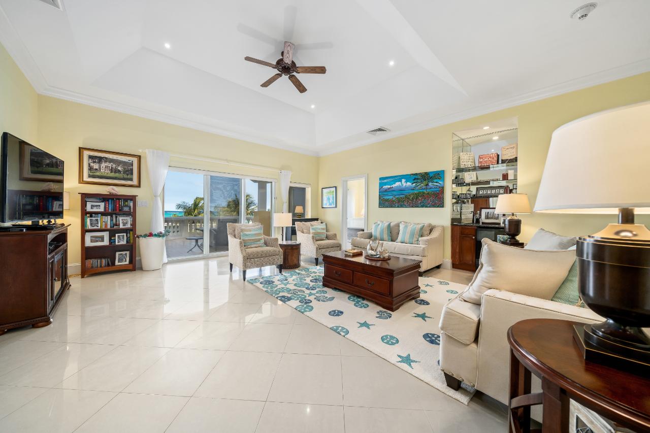 /listing-condo-in-west-bay-street-64477.html from Coldwell Banker Bahamas Real Estate