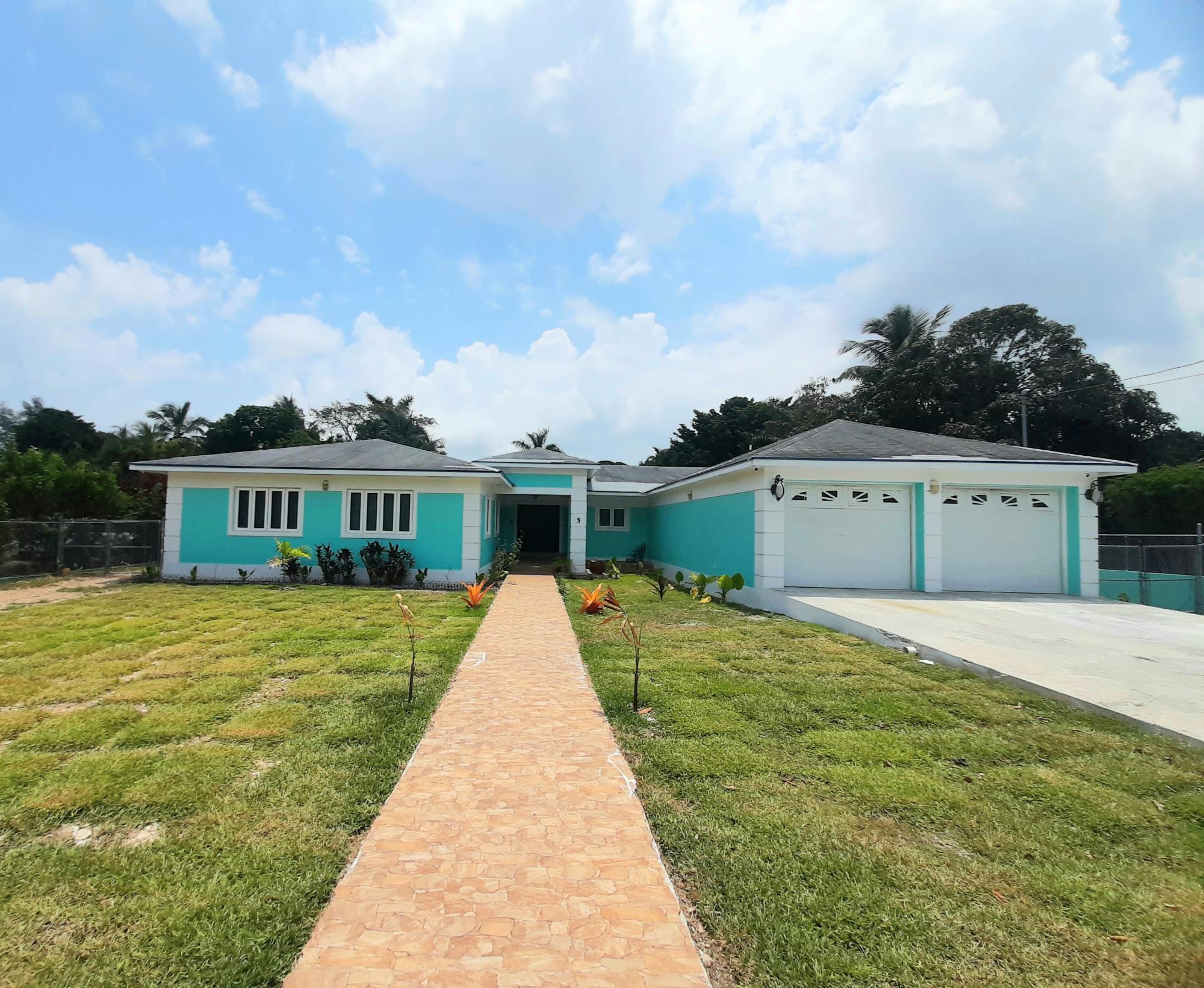 /listing-single-family-home-in-west-bay-street-60025.html from Coldwell Banker Bahamas Real Estate