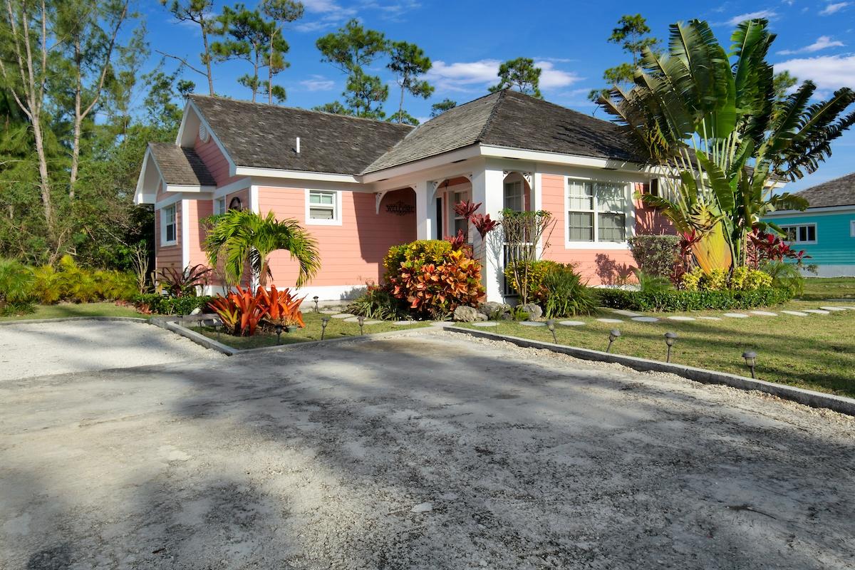 /listing-single-family-home-in-west-bay-street-60408.html from Coldwell Banker Bahamas Real Estate