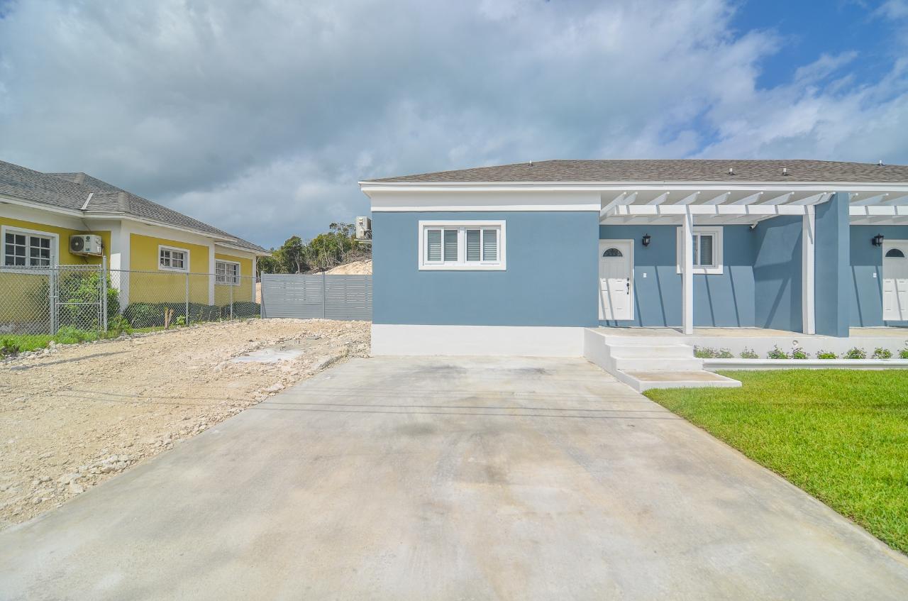 /listing-half-duplex-in-highland-park-60566.html from Coldwell Banker Bahamas Real Estate