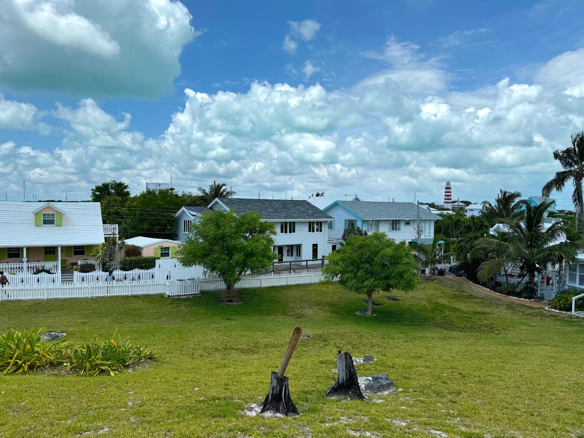 /listing-single-family-home-in-elbow-cay-68176.html from Coldwell Banker Bahamas Real Estate