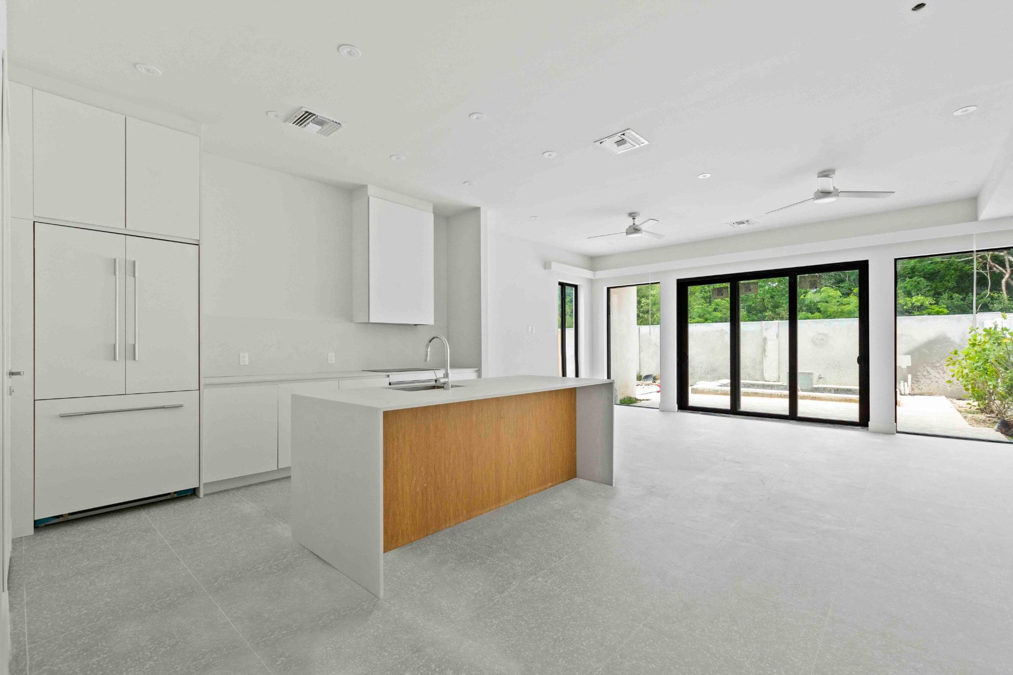 /listing-condo-in-love-beach-73207.html from Coldwell Banker Bahamas Real Estate