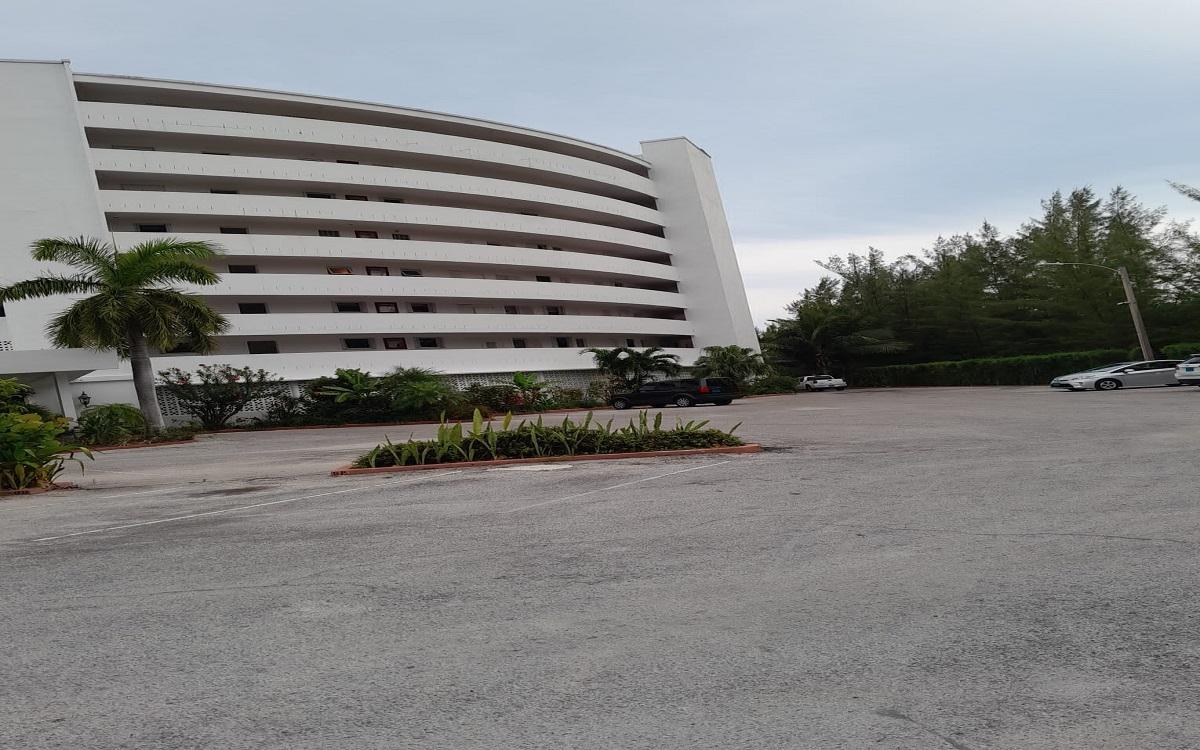 /listing-condo-in-lucaya-73234.html from Coldwell Banker Bahamas Real Estate