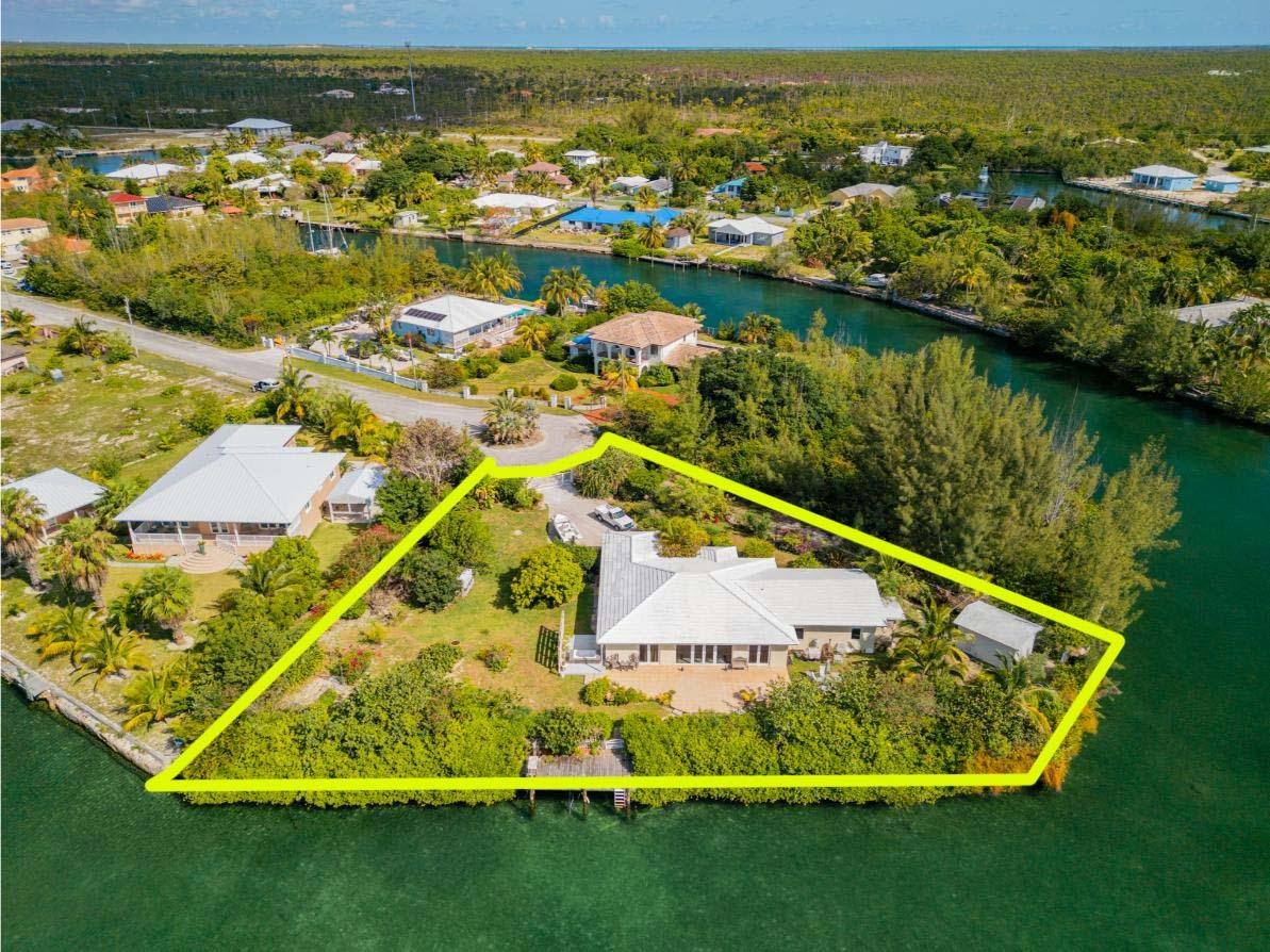 /listing-single-family-home-in-fortune-bay-73009.html from Coldwell Banker Bahamas Real Estate