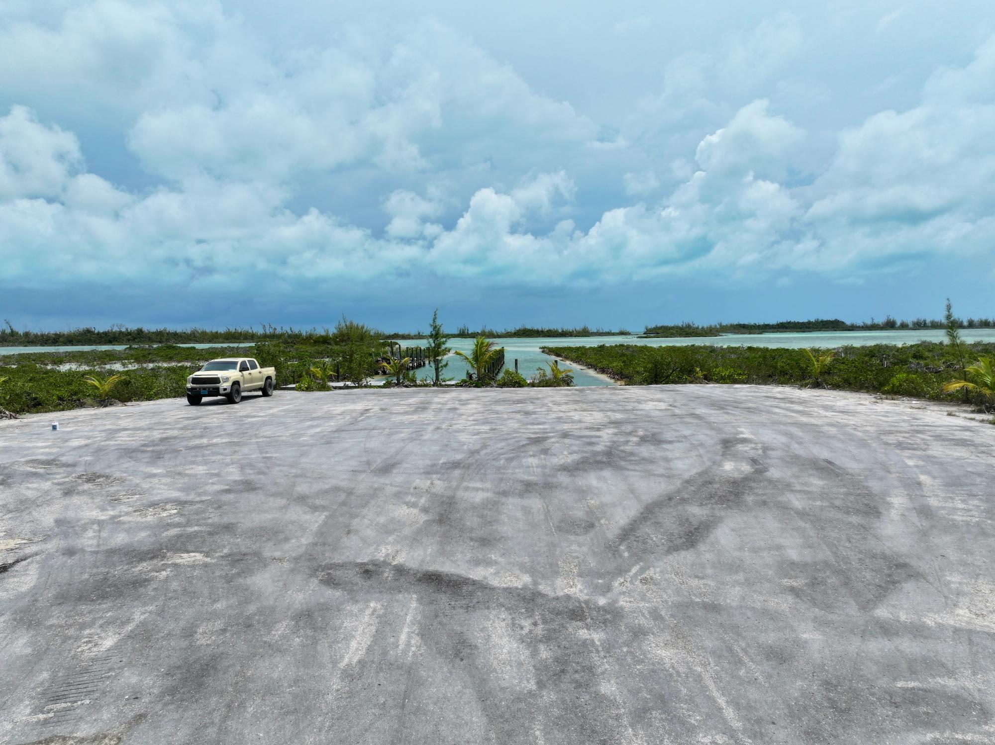 /listing-single-family-home-in-turtle-rocks-72456.html from Coldwell Banker Bahamas Real Estate
